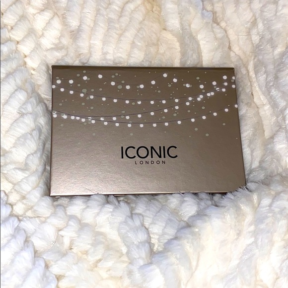ICONIC London Face Palette - Picture 1 of 10